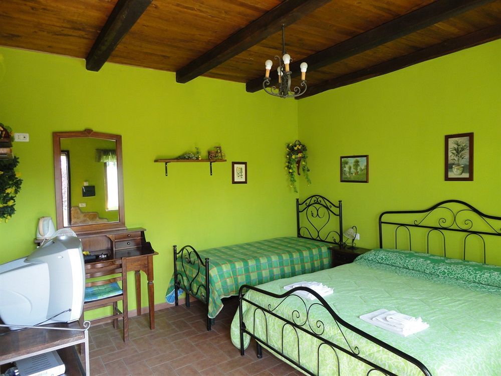 Hotel Il Covo Dei Briganti Latera Esterno foto